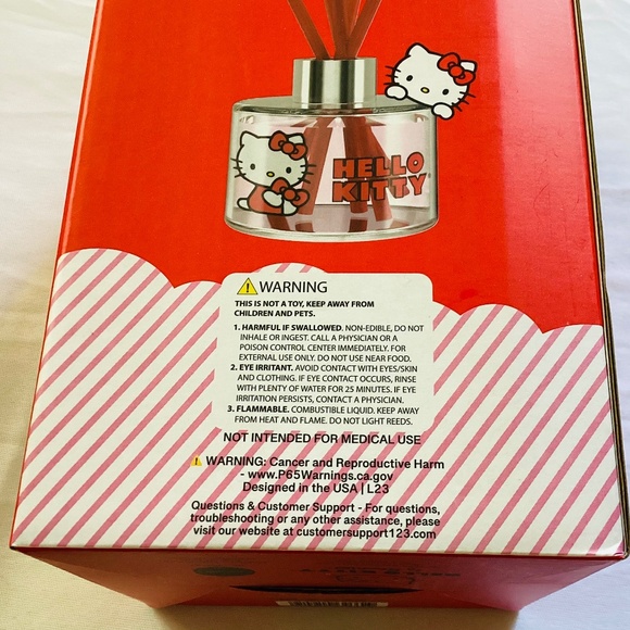 Hello Kitty Lavender Oil Reed Diffuser. Brand New in a box - Picture 5 of 8